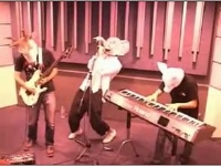 おもいではおっくせんまん ゴム（本人） featuring 豚陽座 / ロックマン系動画 