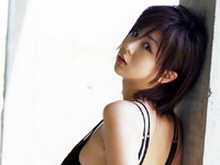 ほしのあき!!乳出し寸前エロ過ぎるDVD!!