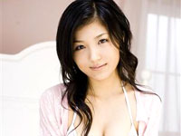 愛衣ﾁｬﾝの誘惑♪ｾｸｼｰ下着姿で誘い込む･･･