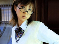 ほしのあきﾁｬﾝお宝動画★始球式でミニスカートの隙間から!!