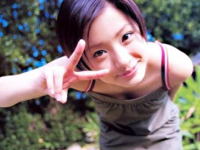 上戸彩　アヤちゃんがいやらしい手つきでタマタマを・・