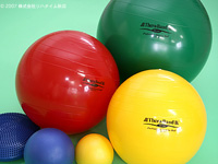 バランスボールを使って繰り出す ｢一瞬の神業｣