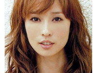 レセナのCMのワキが美しすぎるモデルさんの極上のワキ