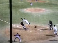 すっげ♪野球漫画のようにアクロバティックなホームイン!!