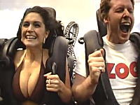 重力と揺れでおっぱいブルリンッ！ブルリンッ！巨乳ジェットコースター