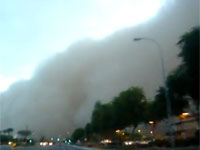 そこは暗黒世界。巨大なダストストーム(砂嵐)に自動車で突撃！！