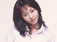 浅香唯 お尻丸出し映像！