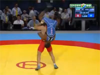 これがレスリングの秘儀、ムササビテイクダウンじゃい！！