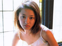 中越典子 ベッドに横たわり衝撃の顔射！！