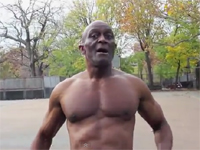 これが60歳の肉体だと・・・？同級生には笑福亭 鶴瓶など。