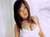 次原かな 風船でノーブラバストを隠してポーズ