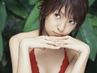 南明菜のサービスショット!!パンチラどころかモロ見えハプニング♪