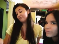 乳液のボトルでピロピロピロ。ノリノリのギャル二人組にハプニングが発生ｗ