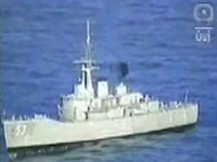 魚雷の凄まじい威力を思い知ることのできる直撃爆破ムービー