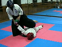 合気道はテコンドーに対してどう戦うのか？合気道とテコンドーのスパーリング