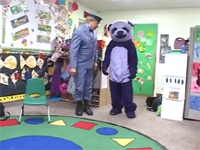 紫パンダ 「俺が泣きたいよ・・・」　紫おじさん 「俺もだよ・・・」