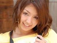 長谷川ミク Tフロントでお股食い込みすぎな大胆露出アピール