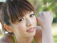 橋本あみ 食い込んだお股を開脚大胆アピール