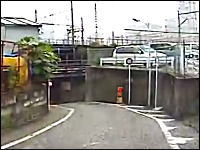 うわ凄い。東京にこんな道があったのか！って車で通れるのかよｗ