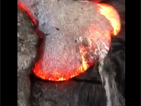 溶岩にオシッコしたらどうなるの？やってみた