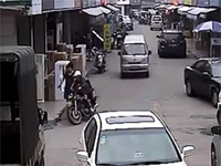 中国。ひったくり犯を町の総力を挙げてフルボッコにしてるあの映像