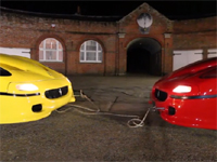 フェラーリ・Ｆ５０による、壮絶な綱引き合戦！金かかってます！