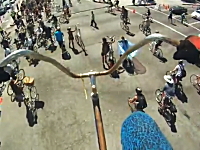 なにこれ凄い。恐ろしく背が高い自転車から見える風景が違和感たっぷりｗ