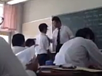 大阪の高校で先生が体罰バチーン。他の生徒が撮影して世界に向けて投稿