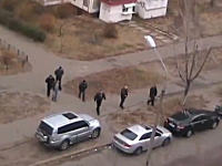 映画みたいな光景。ギャング7人を一網打尽にする警察の奇襲作戦。キエフ。