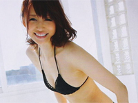 石田紗英子 お天気お姉さんの貴重な水着姿