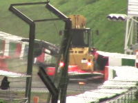 ジュール・ビアンキの事故の瞬間の映像がとうとう発掘される。これはあかんヤツや。