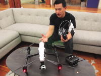 DJIの新しい空撮ドローンDJI INSPIRE 1が凄そう動画。脚がトランスフォームして360度の視界を確保。操縦もさらに簡単に。