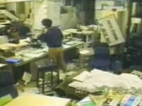 20年前の今日。阪神・淡路大震災。地震発生の瞬間の映像。なんど見ても怖すぎる。