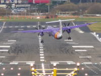 パイロットさんうめええ！滑走路の強風に煽られてフラフラする飛行機たち