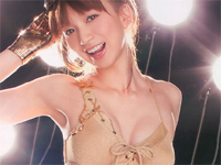 芹那 スレンダーボディをセクシーに魅せたグラビアショット